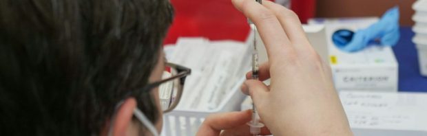Niet voor militairen, wel voor burgers? Verbazing rond het nieuwe mRNA-griepvaccin