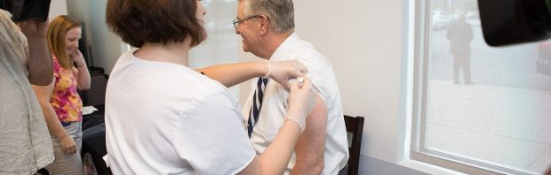 Nieuwe mRNA-griepprik onder vuur: studie onthult opvallende veiligheidsrisico’s