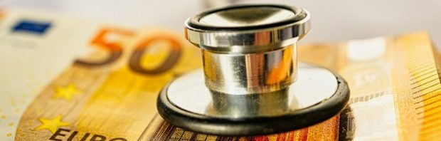 Geen geld voor de tandarts, wel miljoenen voor onverzekerbare vreemdelingen