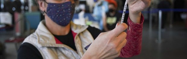 Wetenschappers breken door: veiligheidsrisico’s mRNA-vaccins nu in mainstream onderzoek